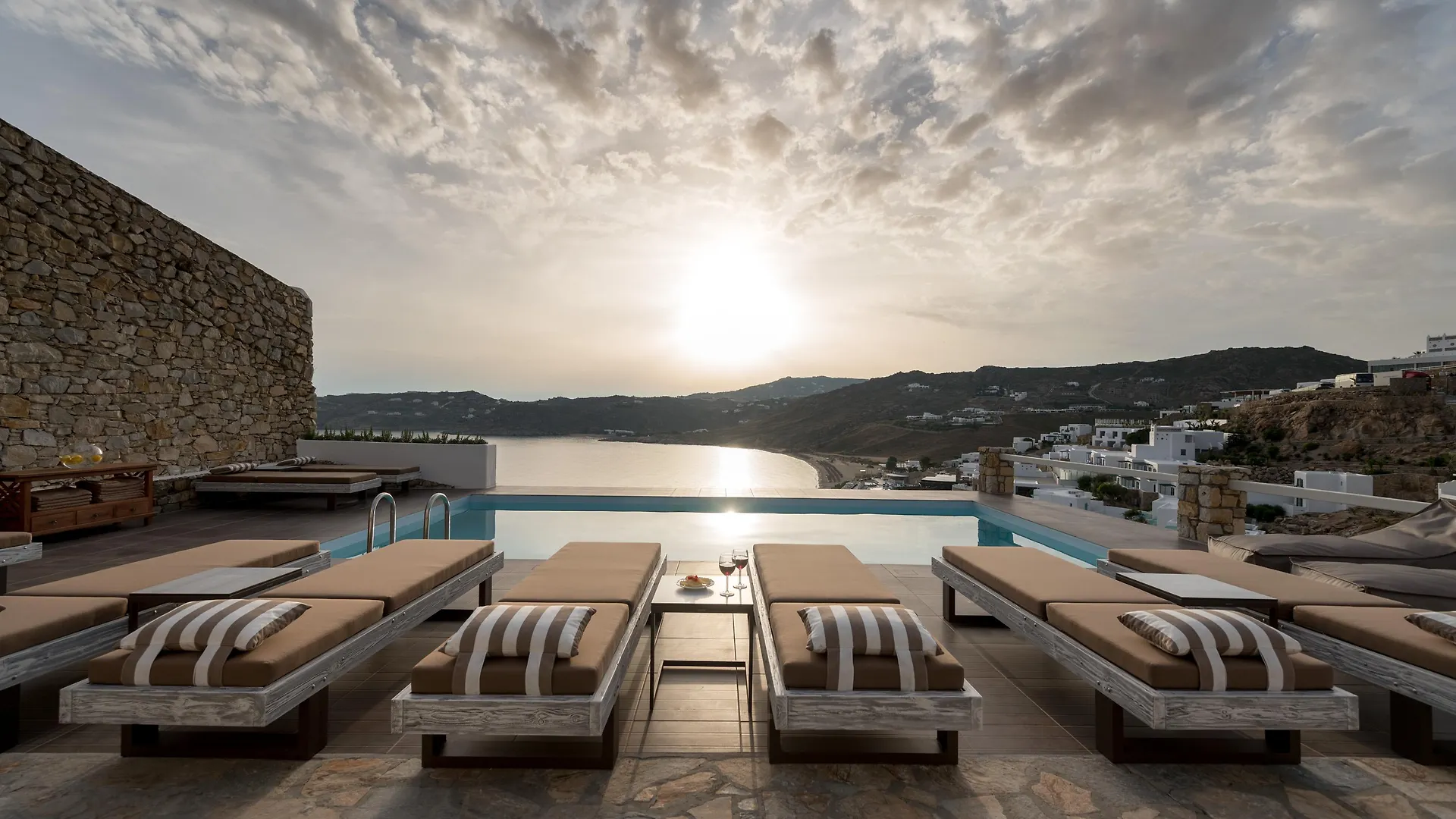 Cova Mykonos Suites Elia  Elia (Mykonos)