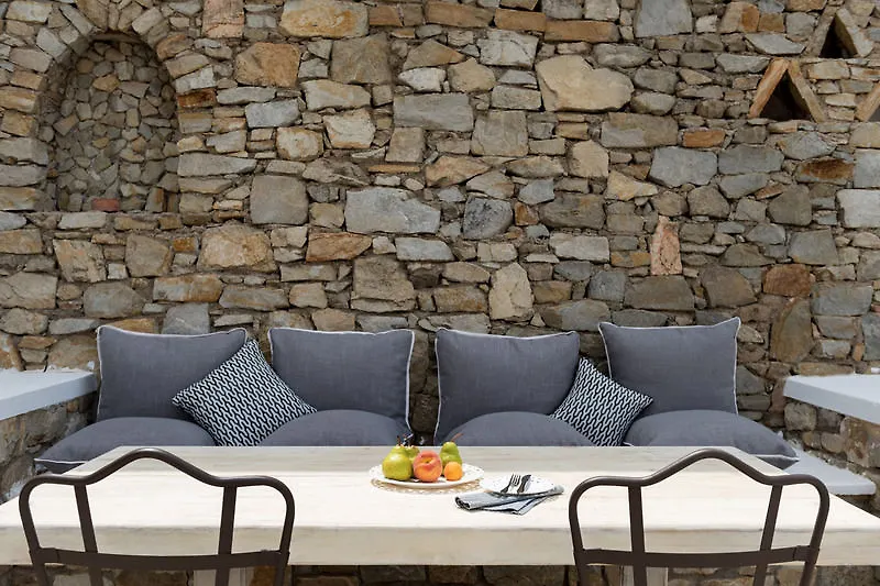 Cova Mykonos Suites Elia