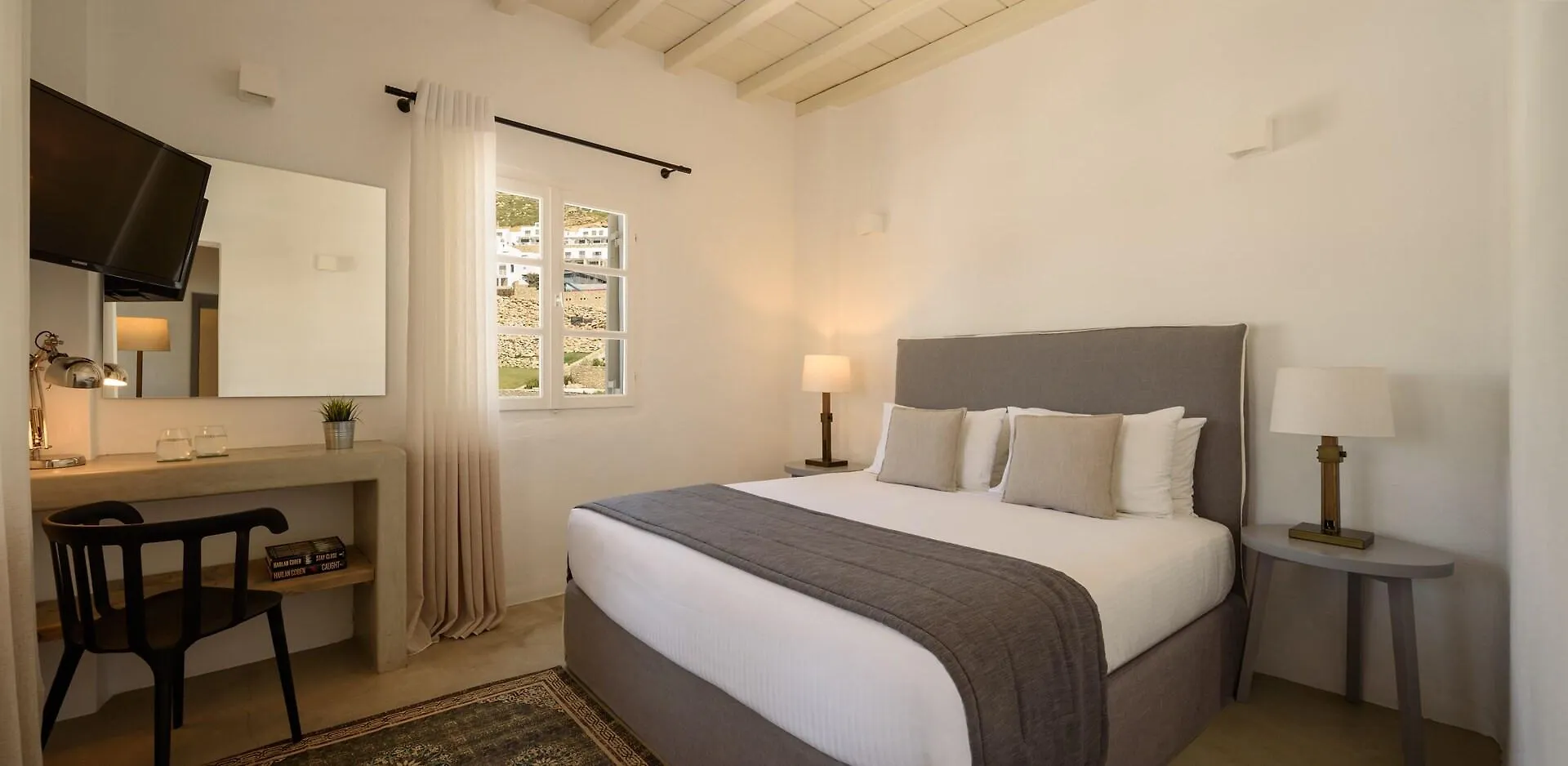 Cova Mykonos Suites Elia  4*, Elia (Mykonos) Greece